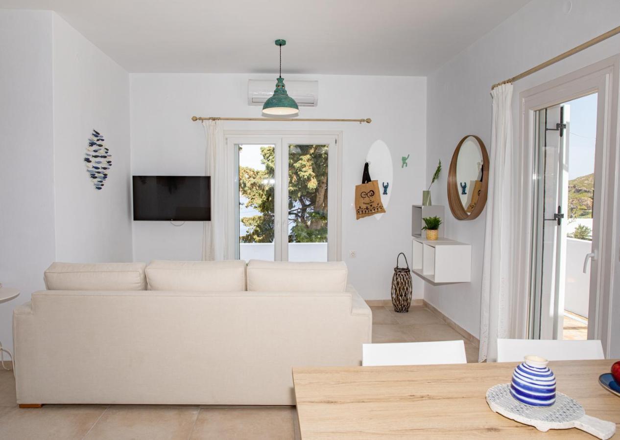 Sunny Bay Vila Agia Marina  Exterior foto