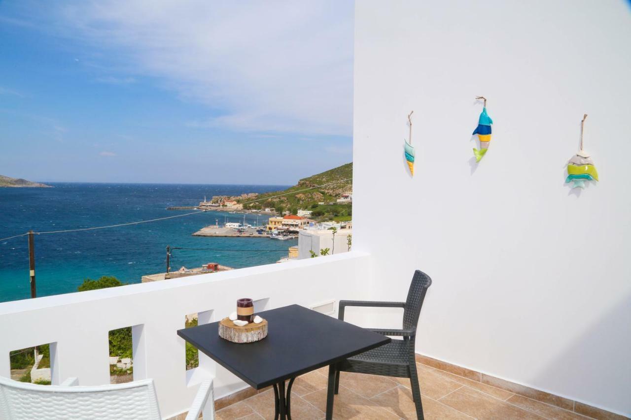 Sunny Bay Vila Agia Marina  Exterior foto
